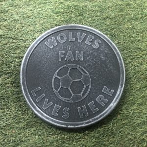 Wolves fan lives here football plaque