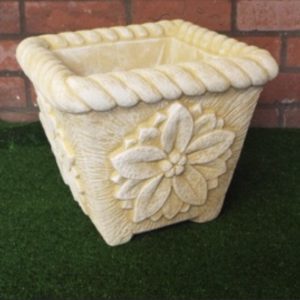 Rope planter